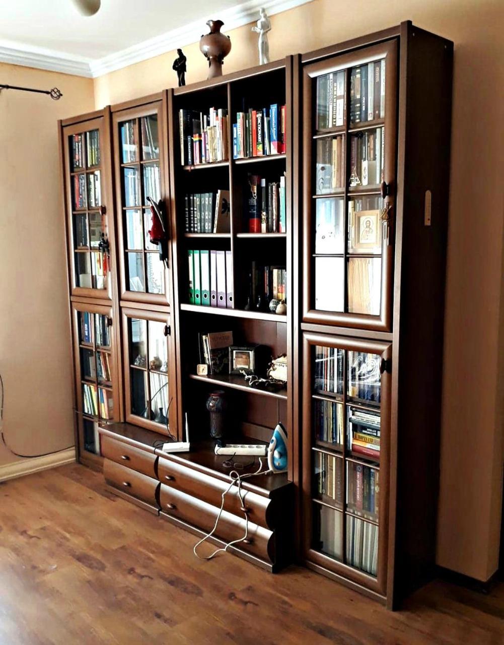 Apartment In The Historical City Center Chernivtsi Ngoại thất bức ảnh